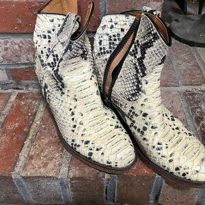 VIA ROMA 15 Black and White Crocodile Embossed Leather Booties
